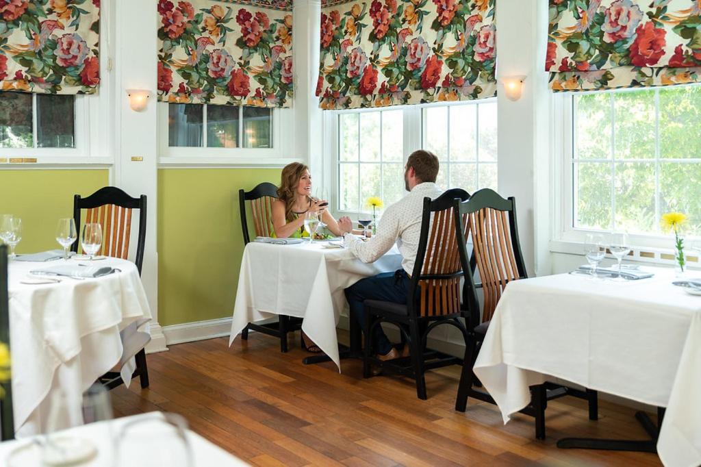 Ashby Inn & Restaurant Paris Buitenkant foto